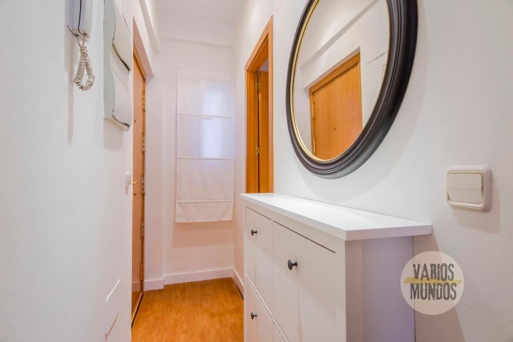 Super Cool Apt Para 4Pax En Plaza De Chueca マドリード エクステリア 写真